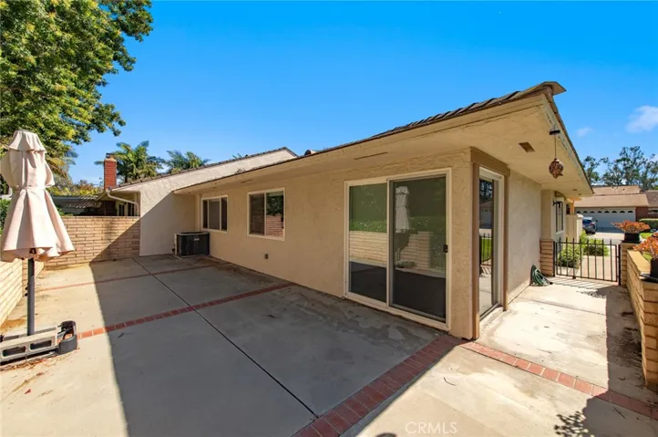 8 Featherwood, Irvine, California 92612
