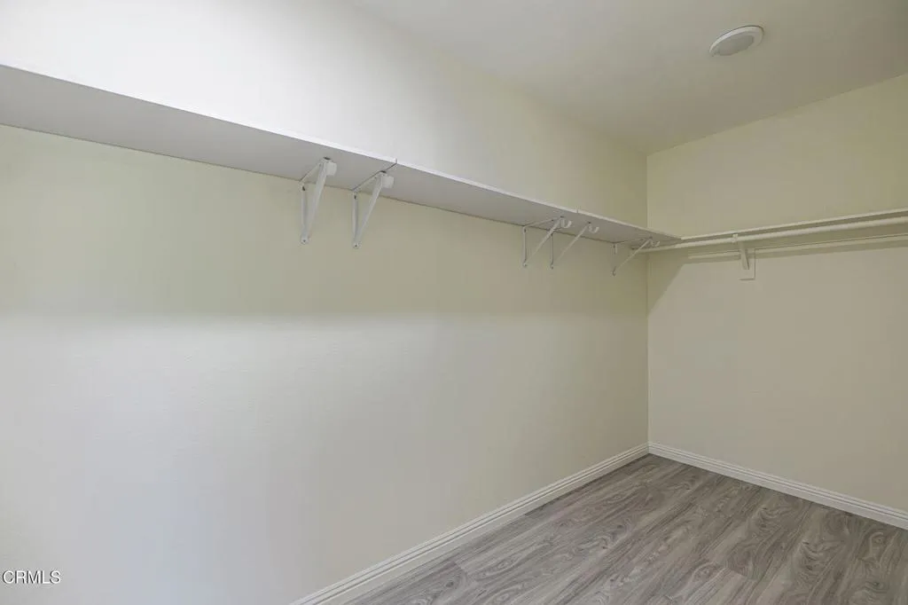 22239 1/4 Erwin Street, Woodland Hills, California 91367 home-pic-30