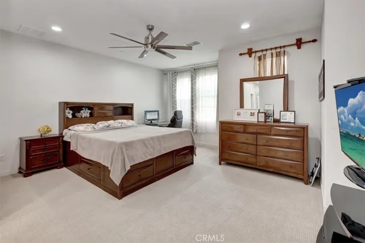 12 Savannah, Lake Forest, California 92630