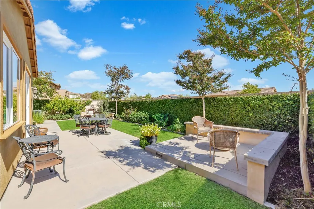 28658 Farrier Drive, Valencia, California 91354 home-pic-43