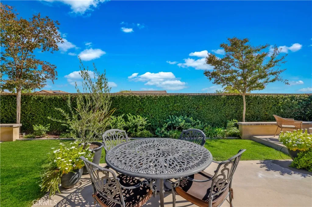 28658 Farrier Drive, Valencia, California 91354 home-pic-42