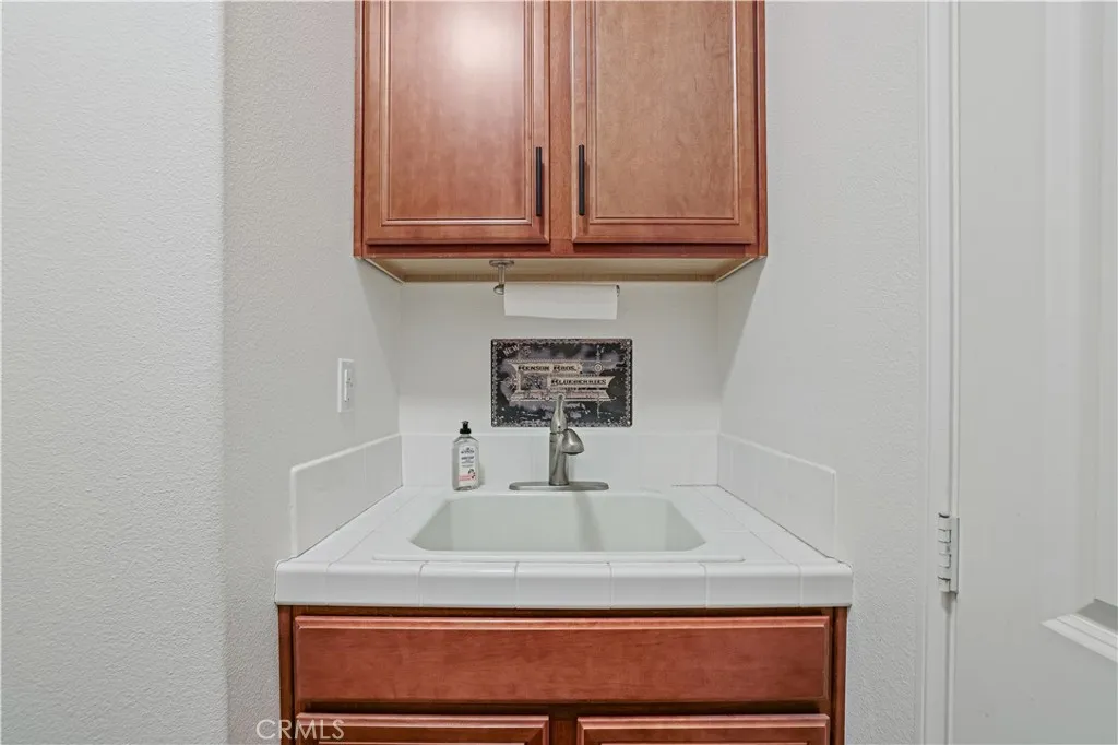 28658 Farrier Drive, Valencia, California 91354 home-pic-27
