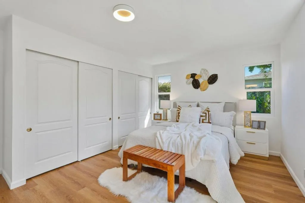 10211023 Golf Court, Mountain View, California 94040 home-pic-24