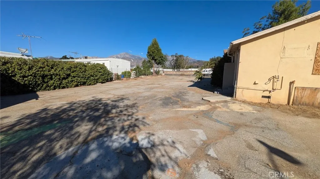 12278 5th, Yucaipa, California 92399 home-pic-7