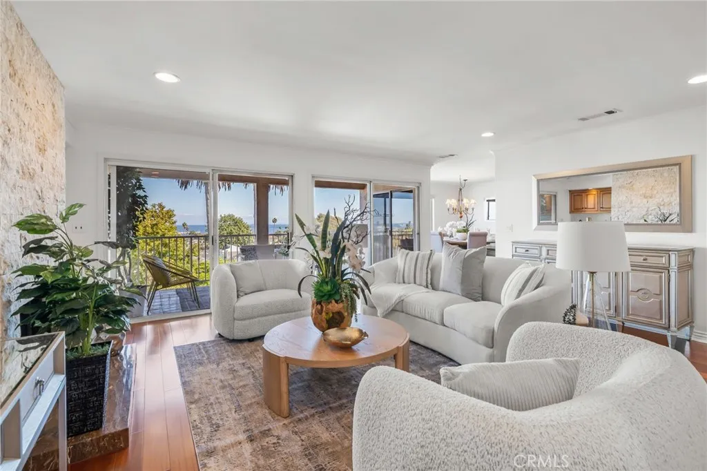 3130 S Peck Avenue S 3, San Pedro, California 90731 home-pic-0