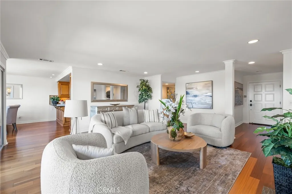 3130 S Peck Avenue S 3, San Pedro, California 90731 home-pic-2