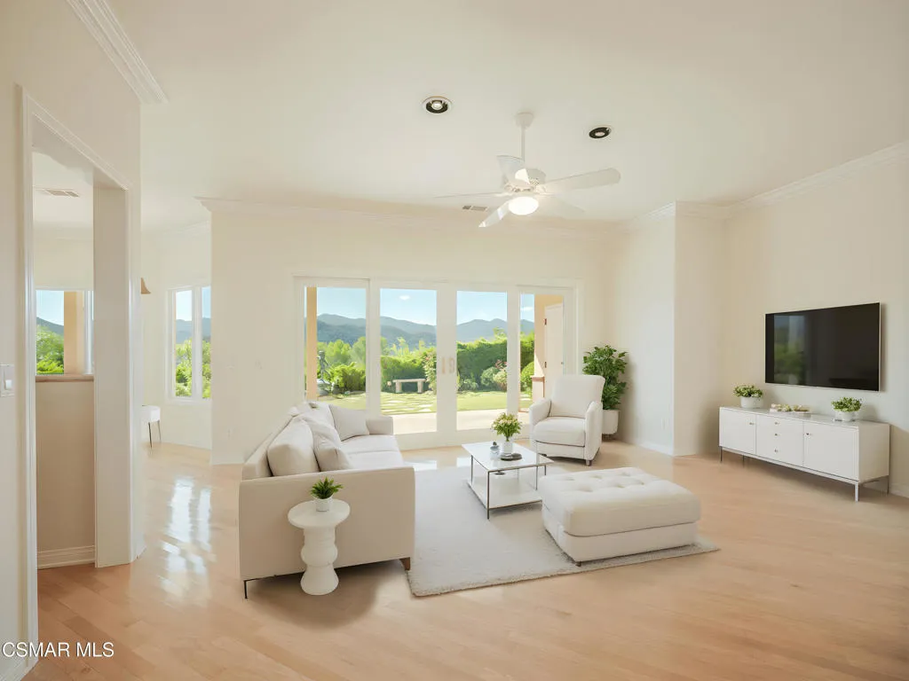 590 Cricketfield, Lake Sherwood, California 91361 home-pic-2
