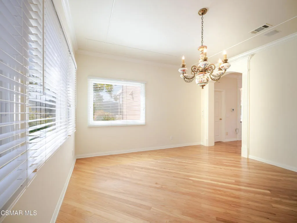 590 Cricketfield, Lake Sherwood, California 91361 home-pic-18
