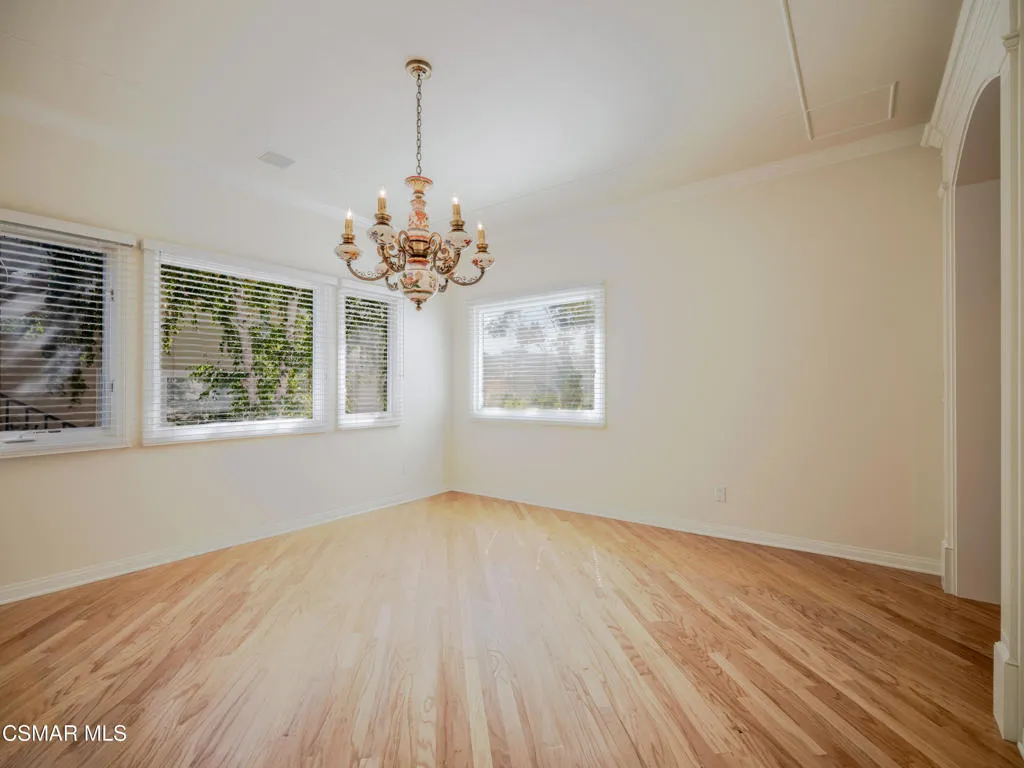 590 Cricketfield, Lake Sherwood, California 91361 home-pic-17