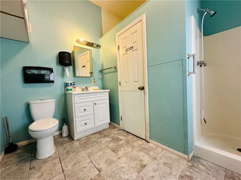 264 E 2nd, San Jacinto, California 92583 home-pic-30