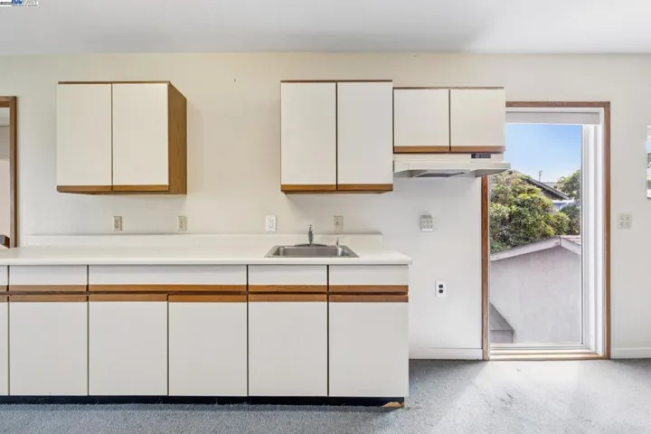 772 Stewart Ct, Alameda, California 94501