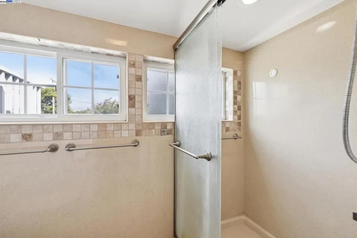 772 Stewart Ct, Alameda, California 94501