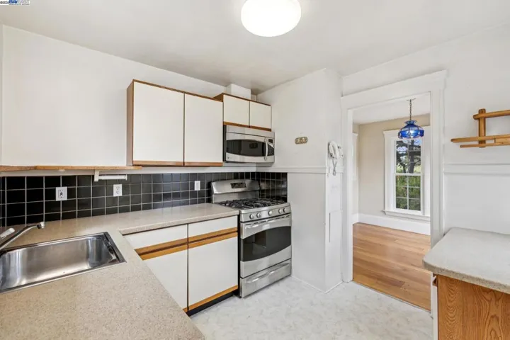 772 Stewart Ct, Alameda, California 94501
