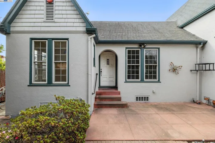 772 Stewart Ct, Alameda, California 94501