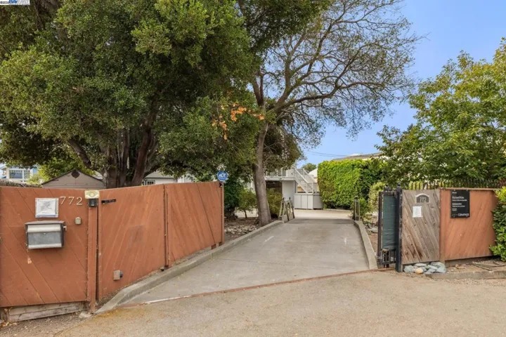 772 Stewart Ct, Alameda, California 94501