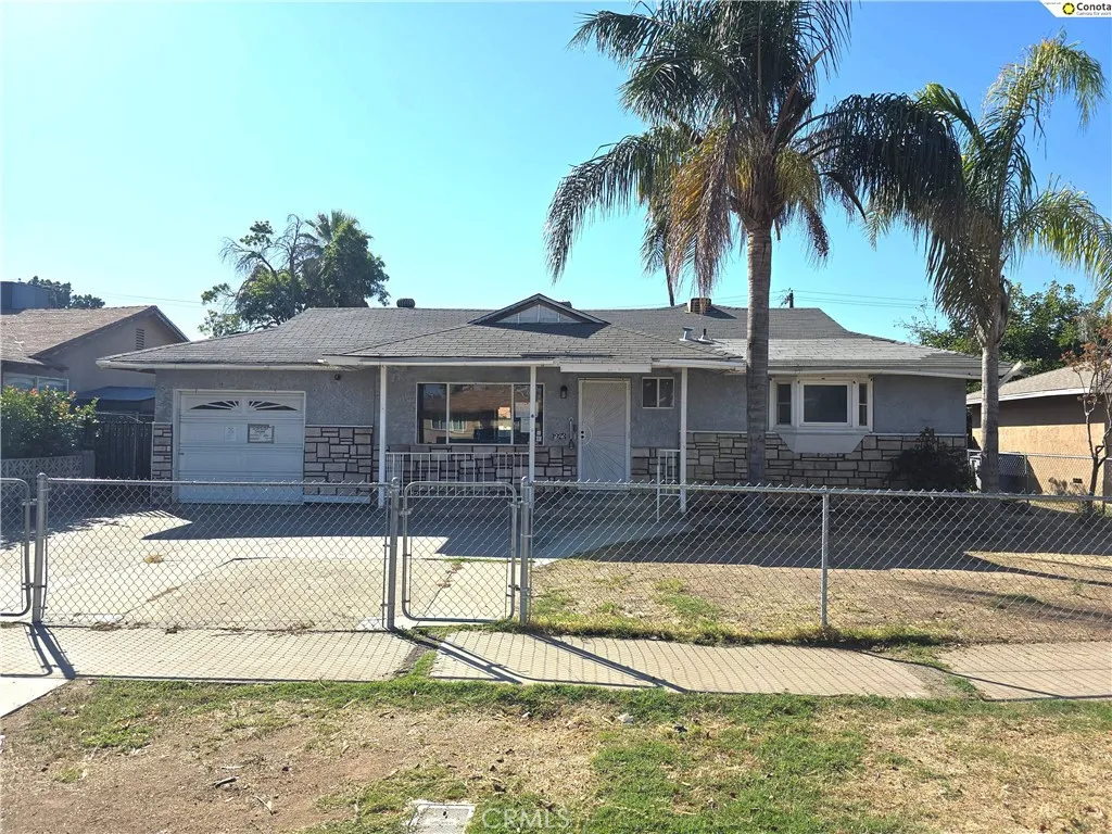 1923 W Pontiac, Fresno, California 93705 home-pic-0