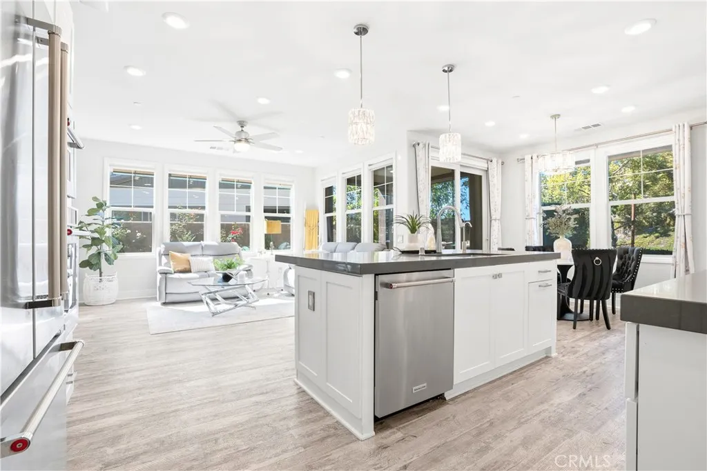 169 Garcilla, Rancho Mission Viejo, California 92694 home-pic-3