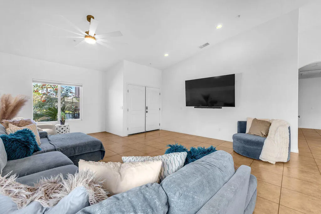 68095 Alcita Road, Cathedral City, California 92234 home-pic-8