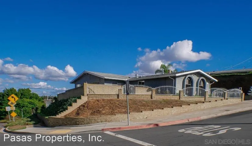 2841 Cowley Way, San Diego, California 92110