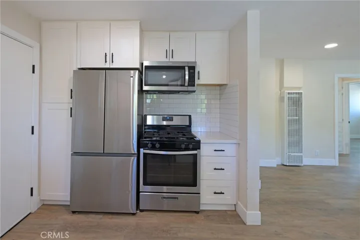127 E College, Fallbrook, California 92028