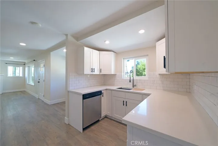 127 E College, Fallbrook, California 92028