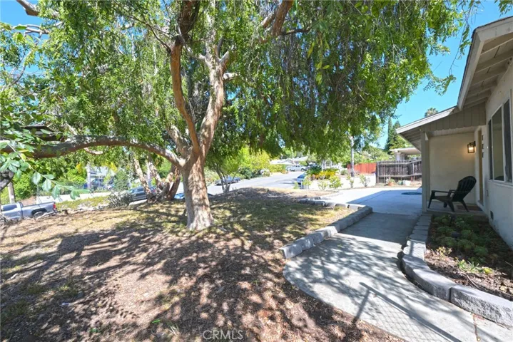 127 E College, Fallbrook, California 92028
