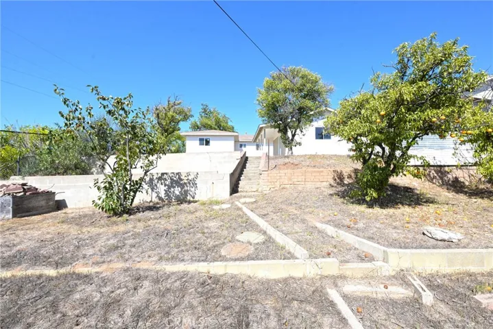 127 E College, Fallbrook, California 92028