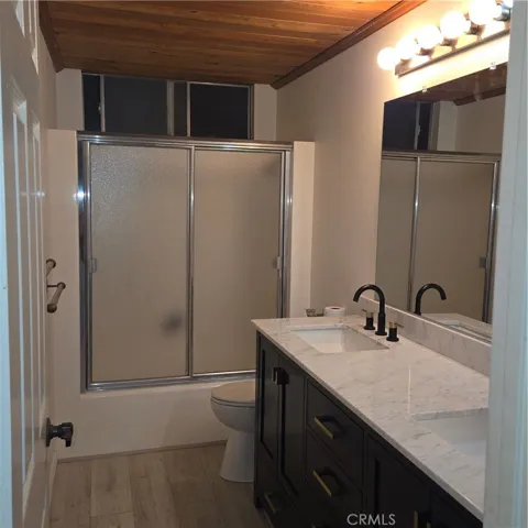 19661 Bluefield, Yorba Linda, California 92886