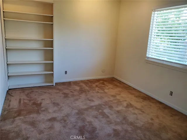 rear upper bedroom