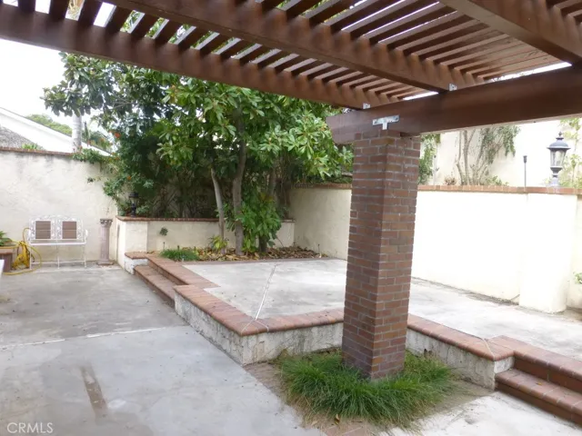 19661 Bluefield, Yorba Linda, California 92886