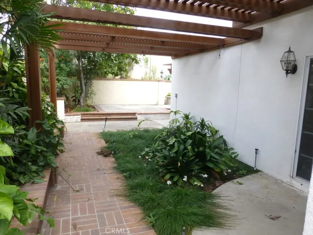19661 Bluefield, Yorba Linda, California 92886