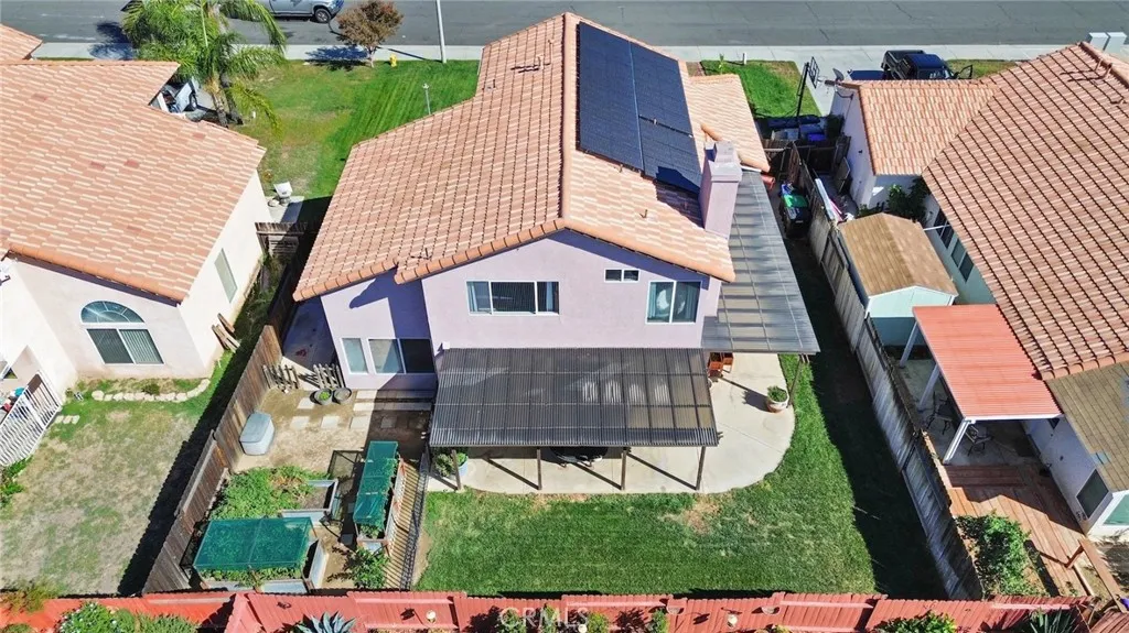 2031 Lagoon Court, Hemet, California 92545 home-pic-56