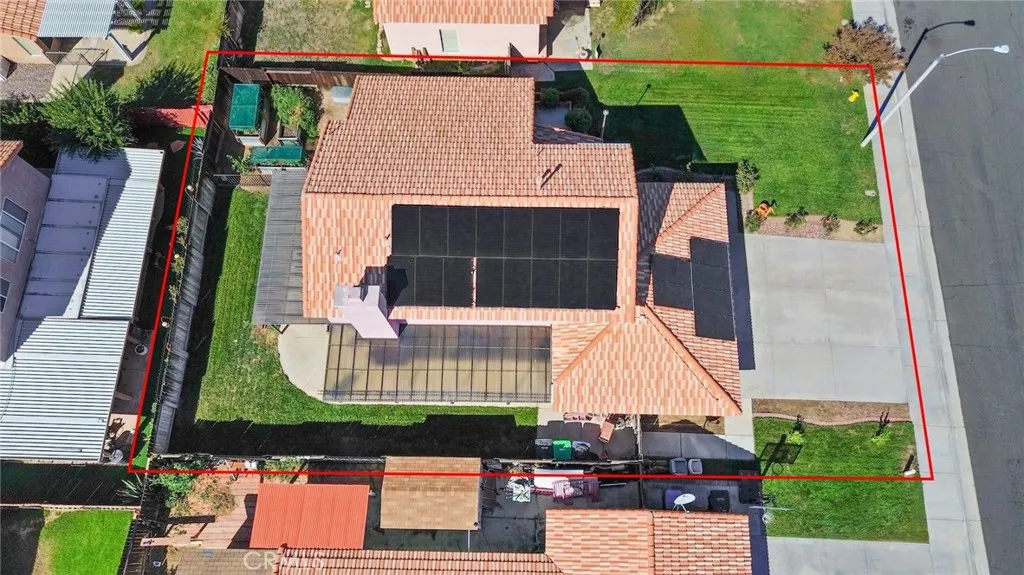 2031 Lagoon Court, Hemet, California 92545 home-pic-49