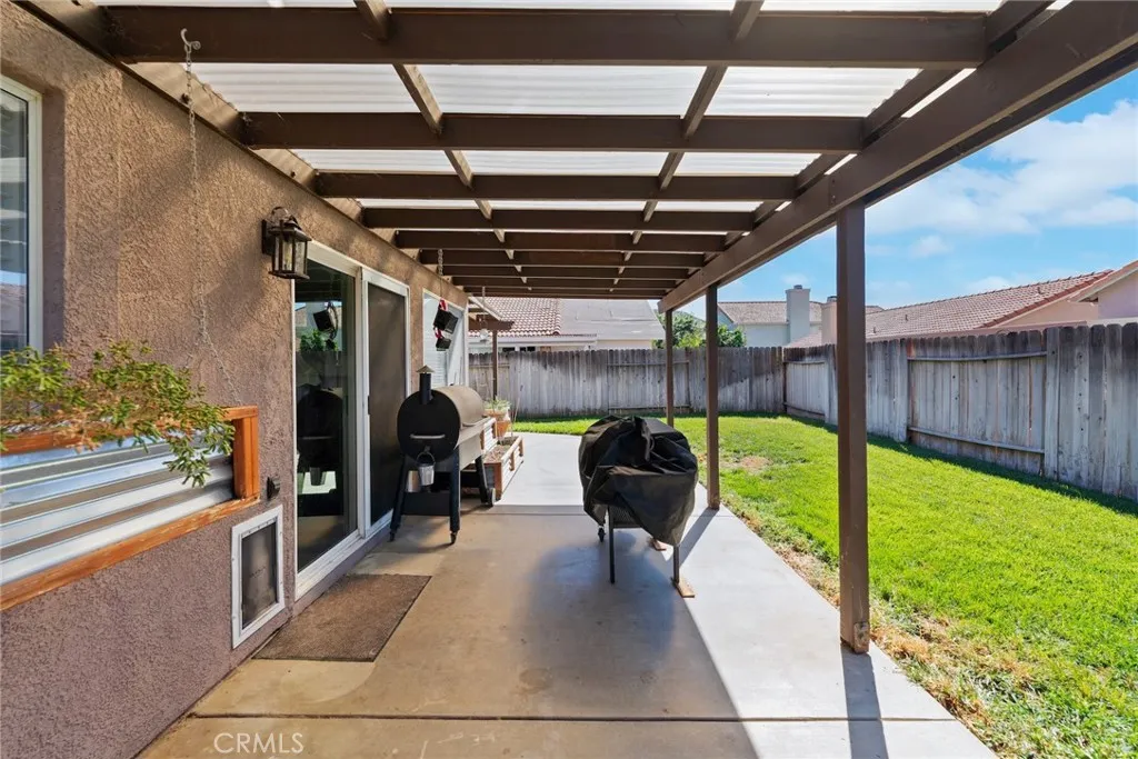 2031 Lagoon Court, Hemet, California 92545 home-pic-46