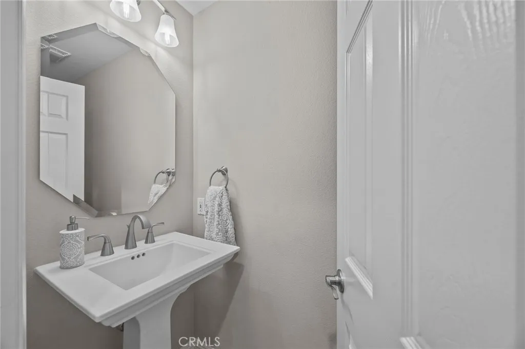 14 Meridian, Rancho Santa Margarita, California 92679 home-pic-18