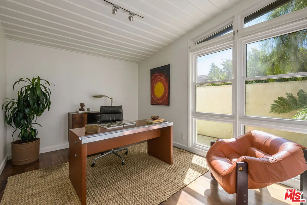 1856 Hi Point Street, Los Angeles, California 90035 home-pic-25