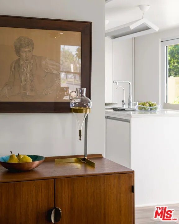 1856 Hi Point Street, Los Angeles, California 90035 home-pic-9