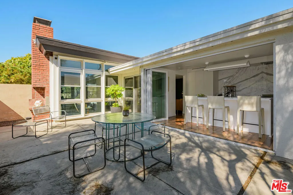 1856 Hi Point Street, Los Angeles, California 90035 home-pic-14