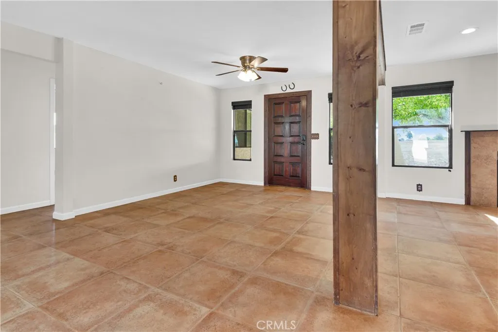 6180 Avenida Trinidad, San Miguel, California 93451 home-pic-5