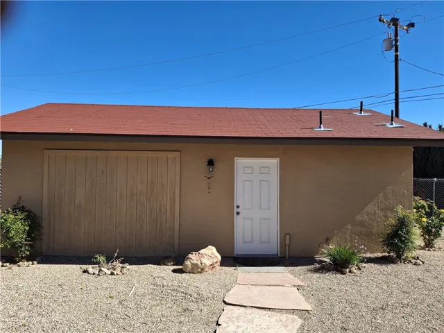 casita
 1 bed. 1 bathroom. kitchenette