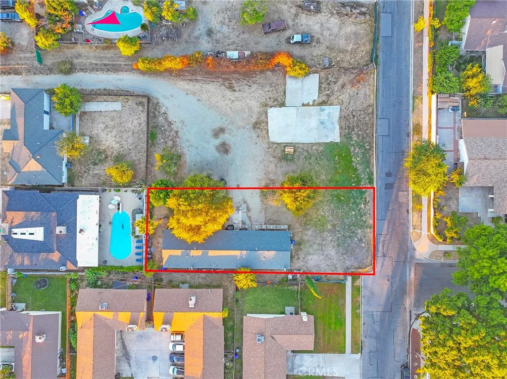 18264 Pine A  home-pic-18