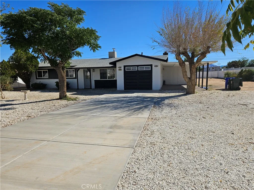 22725 Anoka, Apple Valley, California 92308 home-pic-0