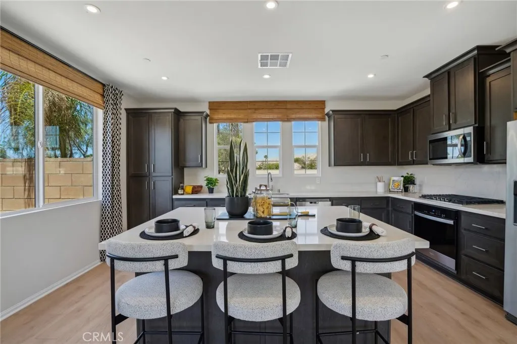 145 Via Palermo, Cathedral City, California 92234 home-pic-16