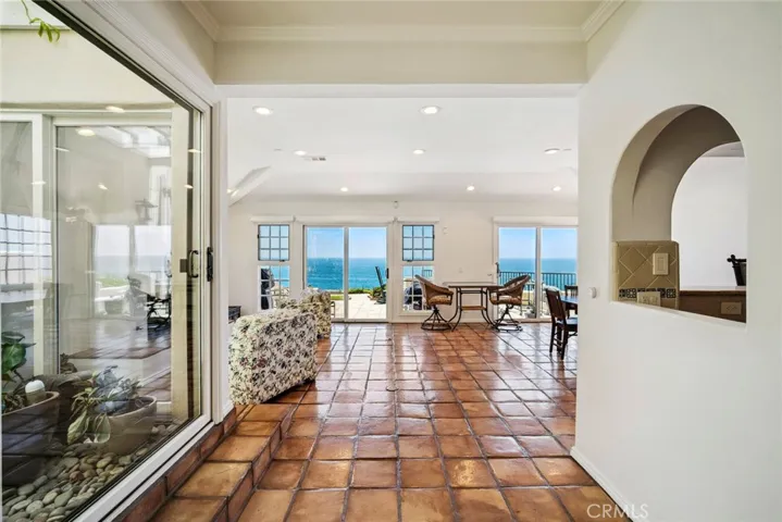 257 Avenida Lobeiro E, San Clemente, California 92672