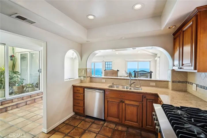 257 Avenida Lobeiro E, San Clemente, California 92672