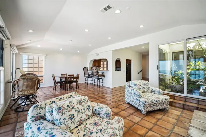 257 Avenida Lobeiro E, San Clemente, California 92672