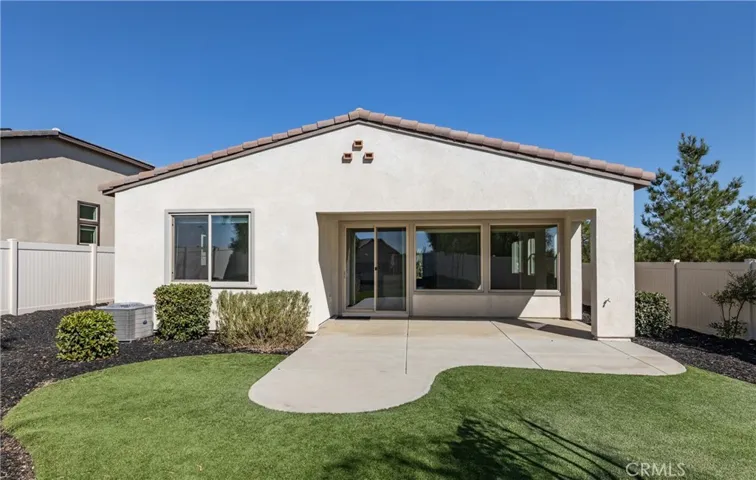 1557 Gardenview Trail, Beaumont, California 92223