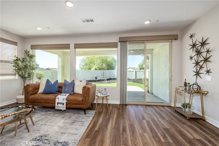 1557 Gardenview Trail, Beaumont, California 92223