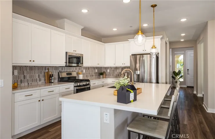 1557 Gardenview Trail, Beaumont, California 92223