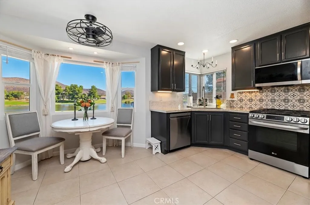 28148 Palm Villa, Menifee, California 92584 home-pic-13